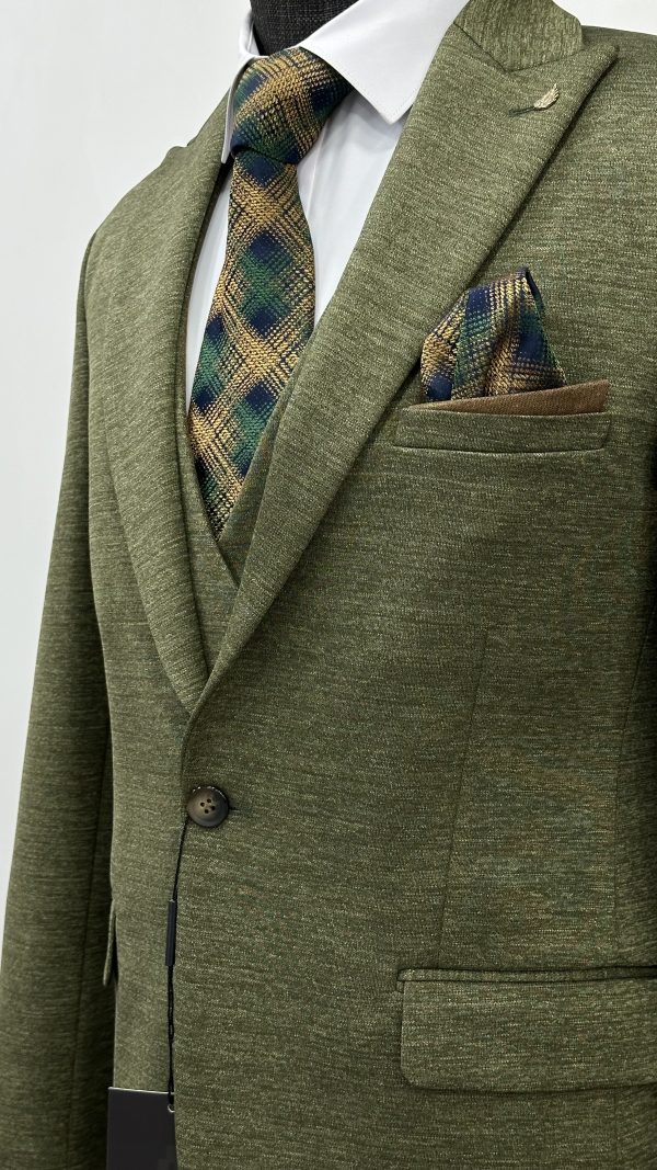 Men Olive Suit Dubai-5