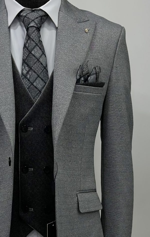 Men Gray Suit Dubai-4