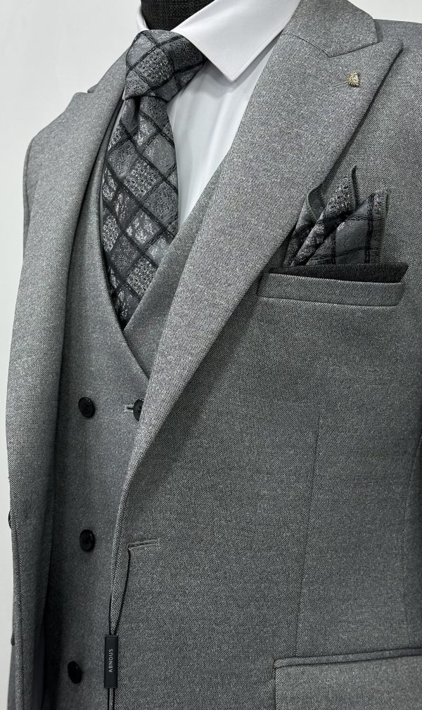 Men Gray Suit Dubai-7