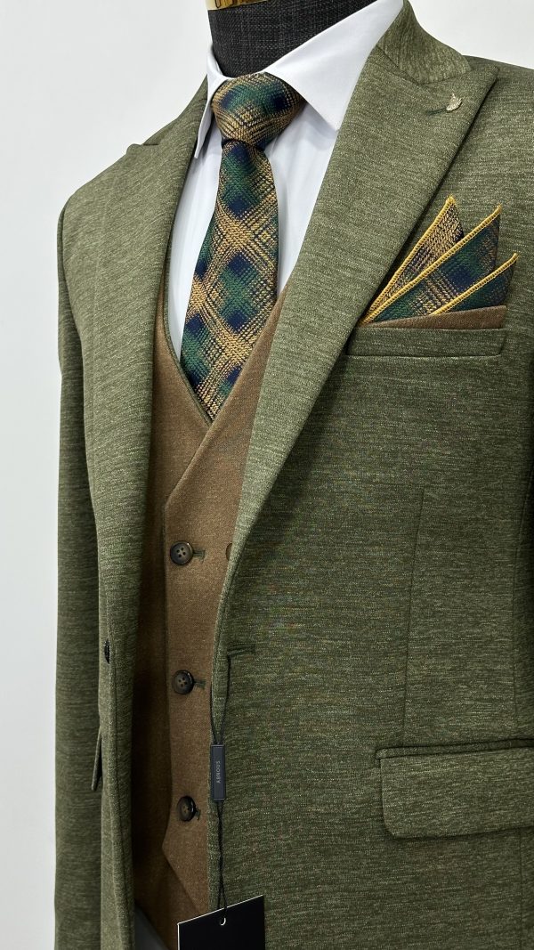 Men Olive Suit Dubai-4