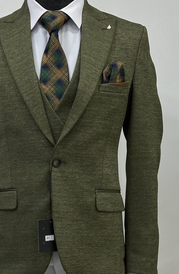 Men Olive Suit Dubai-1